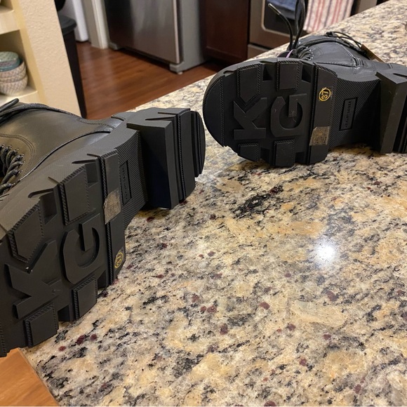 Kurt Geiger Trekker Boot NWT - Picture 3 of 5